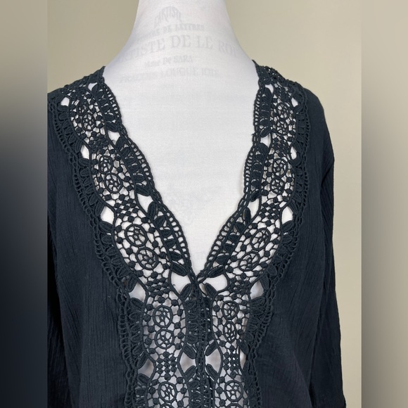 𝅺La Blanca Island Fare V neck Tunic Size S-M. Black - Picture 2 of 11